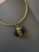 Cargar imagen en el visor de la galería, Gargantilla Labradorita y Amazonita.