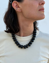 Cargar imagen en el visor de la galería, Collar obsidiana dona grande.

