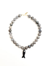 Cargar imagen en el visor de la galería, Collar labradorita obsidiana.
