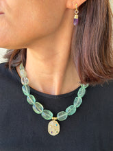 Cargar imagen en el visor de la galería, Collar fluorita.
