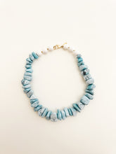 Cargar imagen en el visor de la galería, Collar magnesitas agata
