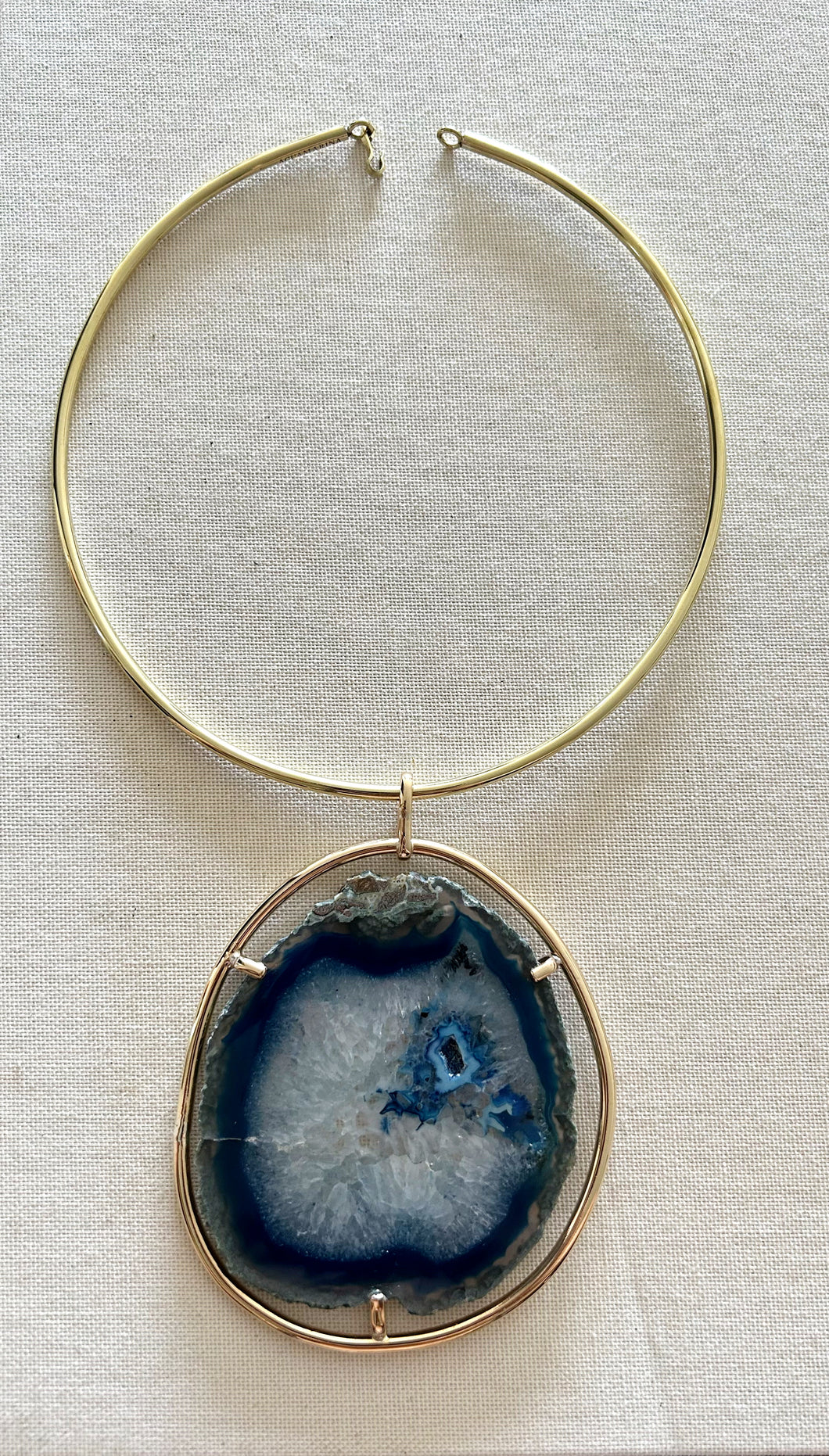 Gargantilla Rigida Agata Azul