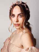 Cargar imagen en el visor de la galería, Sophia Tiara
